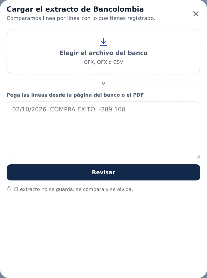 La hoja Cargar el extracto: el recuadro para elegir el archivo del banco o, debajo, el espacio para pegar las líneas